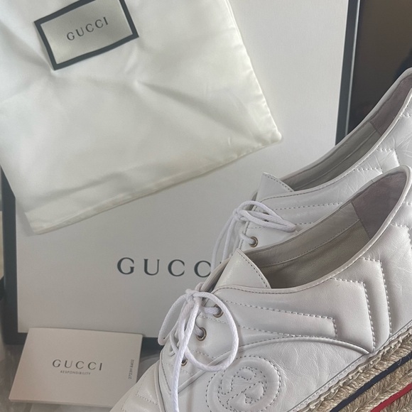 Gucci - Picture 2 of 4